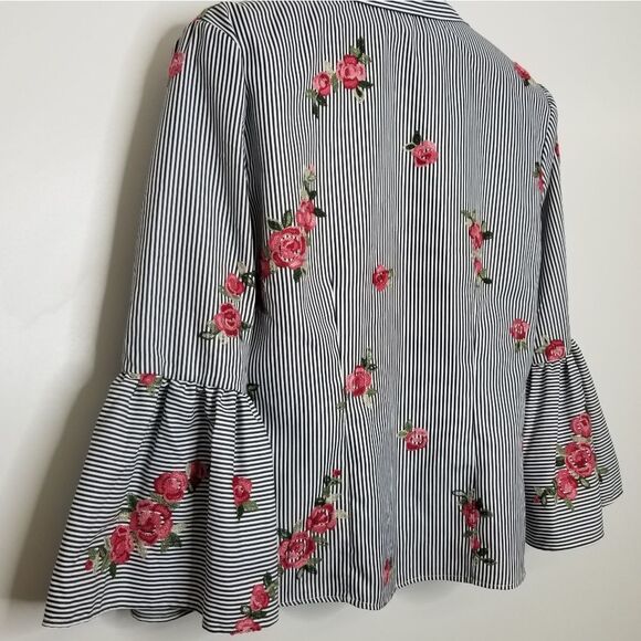 Calvin Klein Floral Embroidered‎  Button Up Blouse - Picture 8 of 14